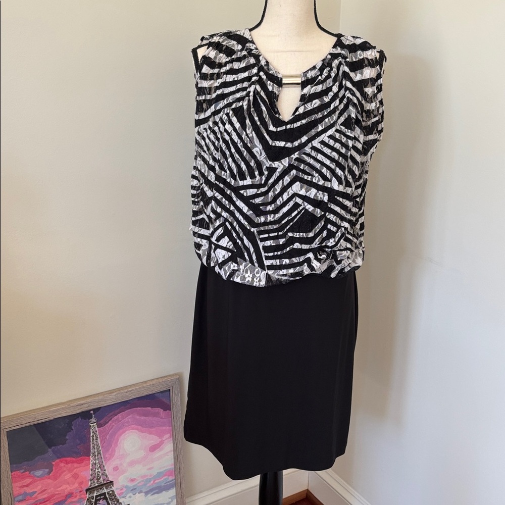 Black and White Patterned Sleeveless Dress